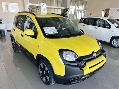 Nuova Fiat Panda Cross Cross 69 CV (50 kW) 2026 Giallo sole Utilitaria