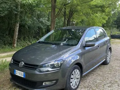 Usata VW Polo Comfortline 90 CV (66 kW) 2010 Grigio Utilitaria