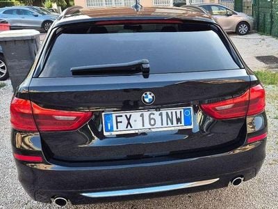 Usata BMW 520 Luxury Line 190 CV (139 kW) 2019 Nero Station wagon