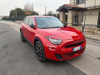 Usata Fiat 600 La Prima 101 CV (74 kW) 2025 Rosso SUV
