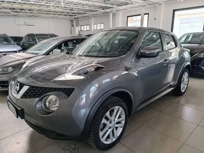 Usata Nissan Juke Acenta 116 CV (85 kW) 2015 Grigio scuro mett SUV