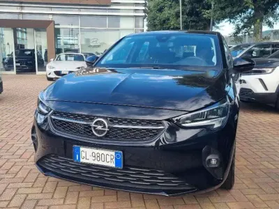 Usata Opel Corsa Design & Tech 102 CV (75 kW) 2023 Nero Utilitaria