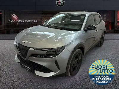 Usata Alfa Romeo Junior 136 CV (100 kW) 2025 Grigio SUV