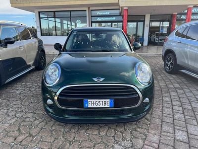 Usata Mini Cooper D Hype 116 CV (85 kW) 2017 Verde Utilitaria