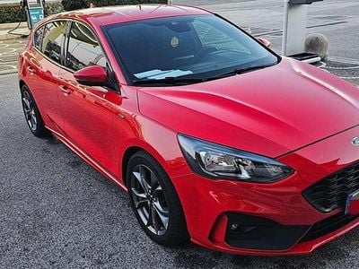 Usata Ford Focus ST-Line 120 CV (88 kW) 2019 Rosso Berlina