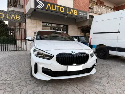 Usata BMW 116 M Sport 116 CV (85 kW) 2023 Bianco Utilitaria