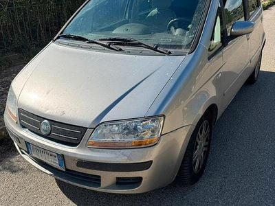 Usata Fiat Idea 2004 Grigio Monovolume