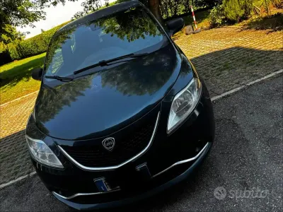 Usata Lancia Ypsilon