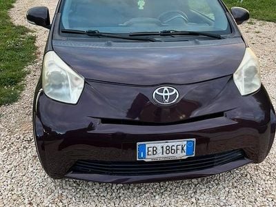 Usata Toyota iQ 98 CV (72 kW) 2010 Utilitaria