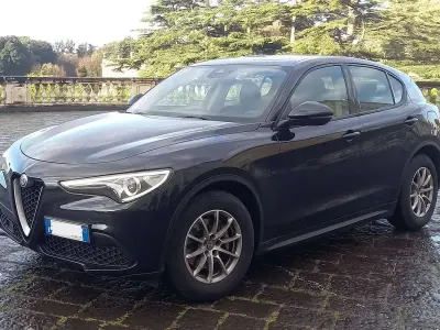Usata Alfa Romeo Stelvio Business 160 CV (117 kW) 2019 Nero SUV