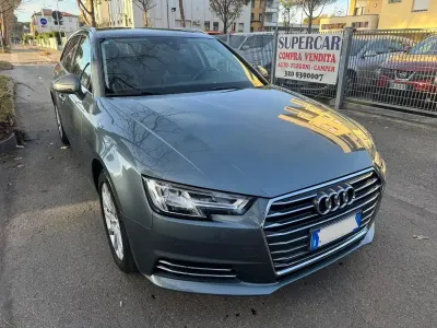 Usata Audi A4 Business 150 CV (110 kW) 2016 Argento Berlina