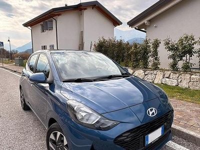 Usata Hyundai i10 Prime 63 CV (46 kW) 2024 Blu Utilitaria