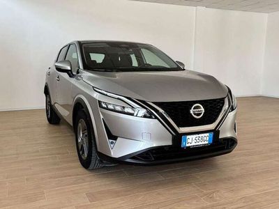 Usata Nissan Qashqai Acenta 140 CV (102 kW) 2022 Argento SUV