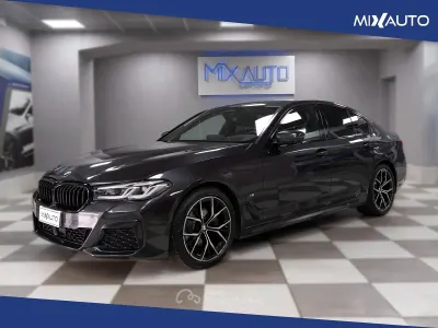 Begagnad BMW 525 M Sport 190 HK (139 kW) 2022 Grå Sedan