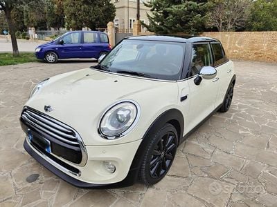 Usata Mini Cooper D Hype 116 CV (85 kW) 2016 Utilitaria