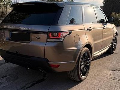 Käytetty Land Rover Range Rover Sport 249 HP (183 kW) 2015 Katumaasturi