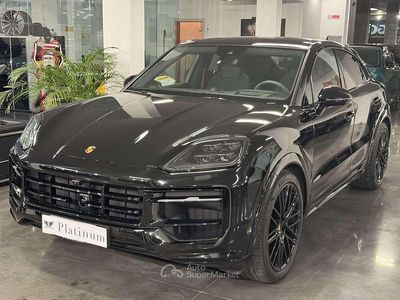 Usata Porsche Cayenne Coupe 500 CV (367 kW) 2024 Nero Coupé