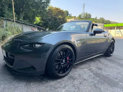 Usata Mazda MX5 Inclusive 184 CV (135 kW) 2021 Grigio Cabrio