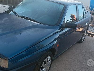 Usata Alfa Romeo 155 120 CV (88 kW) 1997 Blu Berlina