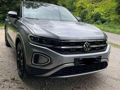 Usata VW T-Roc Style 110 CV (80 kW) 2022 Grigio SUV