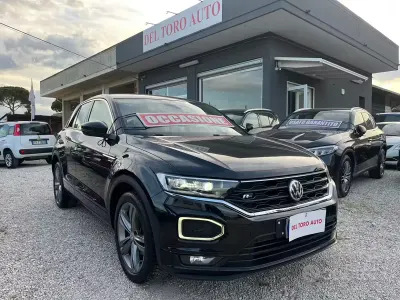 Usata VW T-Roc R-line 116 CV (85 kW) 2019 Nero SUV