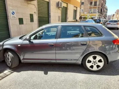 Usata Audi A3 Sportback Ambition 105 CV (77 kW) 2006 Grigio Utilitaria