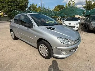 Begagnad Peugeot 206