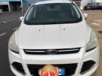 Usata Ford Kuga 140 CV (102 kW) 2014 Bianco SUV