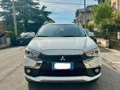 Usata Mitsubishi ASX 117 CV (86 kW) 2017 Bianco SUV