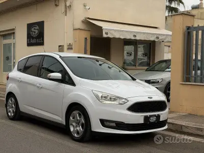 Begagnad Ford C-MAX Business Edition 95 HK (69 kW) 2015 Vit Minibuss