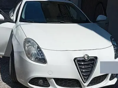 Usata Alfa Romeo Giulietta 120 CV (88 kW) 2012 Bianco Utilitaria
