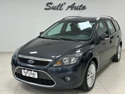 Usata Ford Focus Titanium 110 CV (80 kW) 2008 Grigio Station wagon