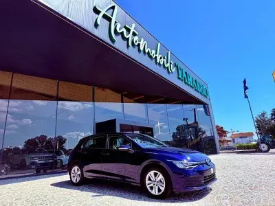 Usata VW Golf VIII 110 CV (80 kW) 2023 Bluazzurro Berlina