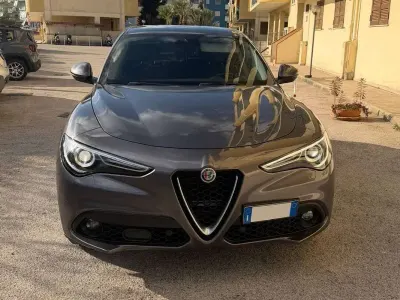 Usata Alfa Romeo Stelvio Business 190 CV (139 kW) 2019 Grigio SUV