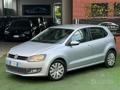 Usata VW Polo Comfortline 75 CV (55 kW) 2010 Grigio Utilitaria