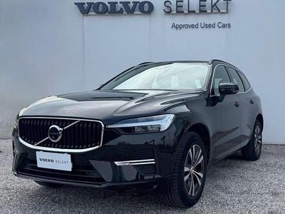 Nero Usata 2022 Volvo XC60 Momentum SUV | 29.900 € (Buon prezzo)