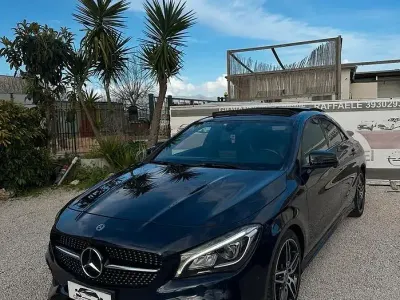 Usata Mercedes CLA200 Premium 136 CV (100 kW) 2019 Bluazzurro Berlina