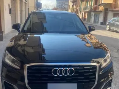 Usata Audi Q2 116 CV (85 kW) 2019 Nero SUV