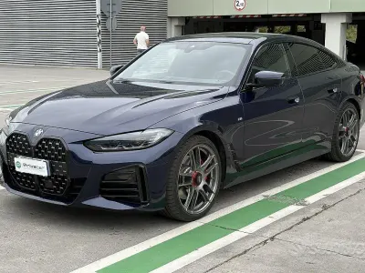 Usata BMW 420 Coupé M Sport 190 CV (139 kW) 2024 Bluazzurro Coupé