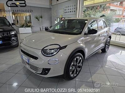 Usata Fiat 600 La Prima 110 CV (80 kW) 2025 Beige Berlina