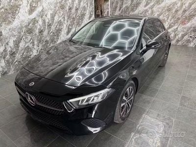 Usata Mercedes A180 Advanced 115 CV (84 kW) 2024 Nero Berlina