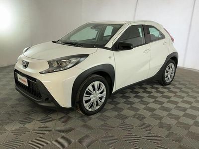 Bianco Usata 2023 Toyota Aygo X Active SUV | 14.799 € (Buon prezzo)