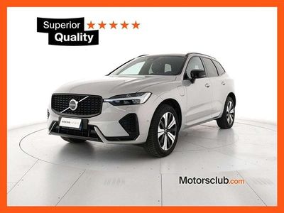 Usata Volvo XC60 Plus 257 CV (189 kW) 2025 Silver dawn SUV