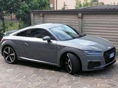 Usata Audi TT Ambiente 250 CV (183 kW) 2019 Grigio Coupé
