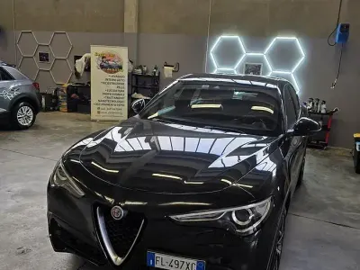 Usata Alfa Romeo Stelvio 210 CV (154 kW) 2017 Nero SUV