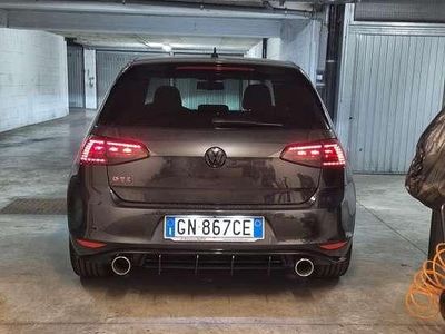 Usata VW Golf VII GTI 230 CV (169 kW) 2014 Berlina