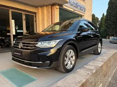 Usata VW Tiguan Elegance 150 CV (110 kW) 2023 Nero SUV