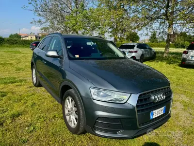 Usata Audi Q3 Sport 120 CV (88 kW) 2016 Grigio SUV