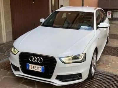 Usado Audi A4 S-Line 190 CV (139 kW) 2015 Blanco Familiar