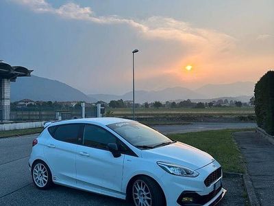 Usata Ford Fiesta ST-Line 86 CV (63 kW) 2020 Bianco Utilitaria